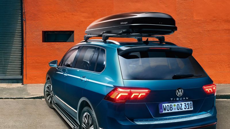 A roof box on a VW Tiguan