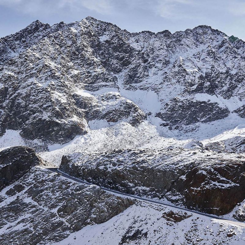 A snowy mountain landscape – declarations of conformity
