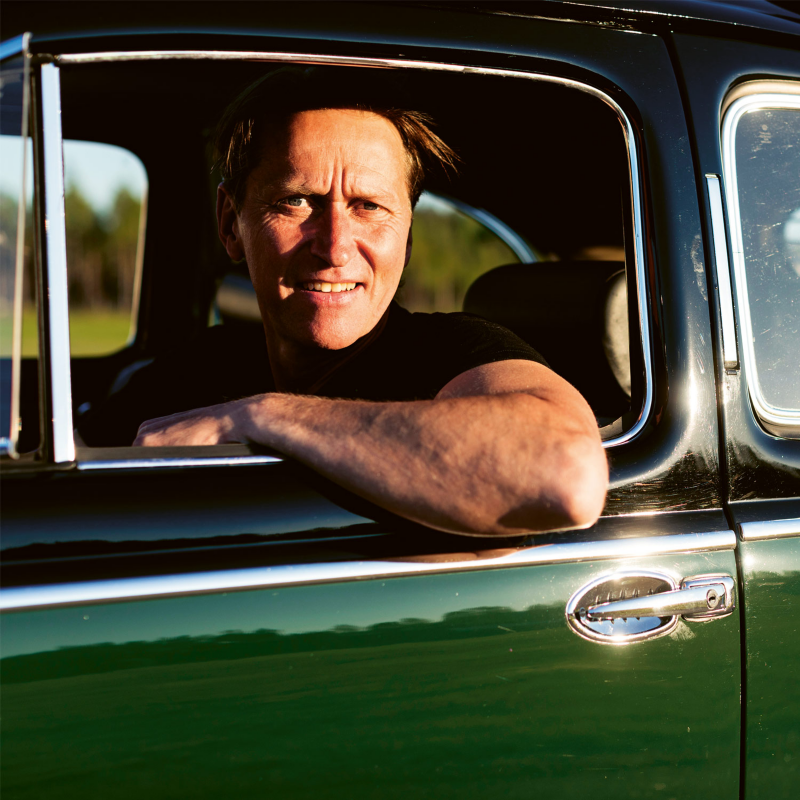 Folkafantasten Per-Inge Mattson i sin VW-bubbla