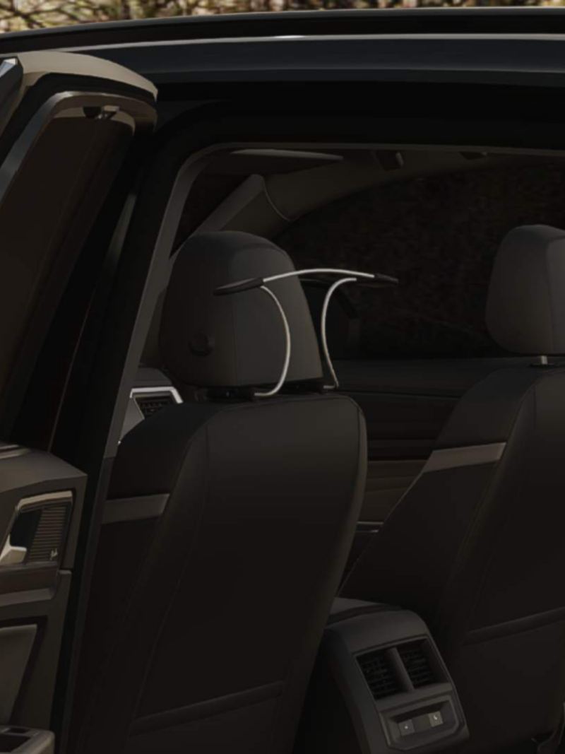 Vista de percha en camioneta SUV de Volkswagen, dentro de la aplicación Virtual Studio.