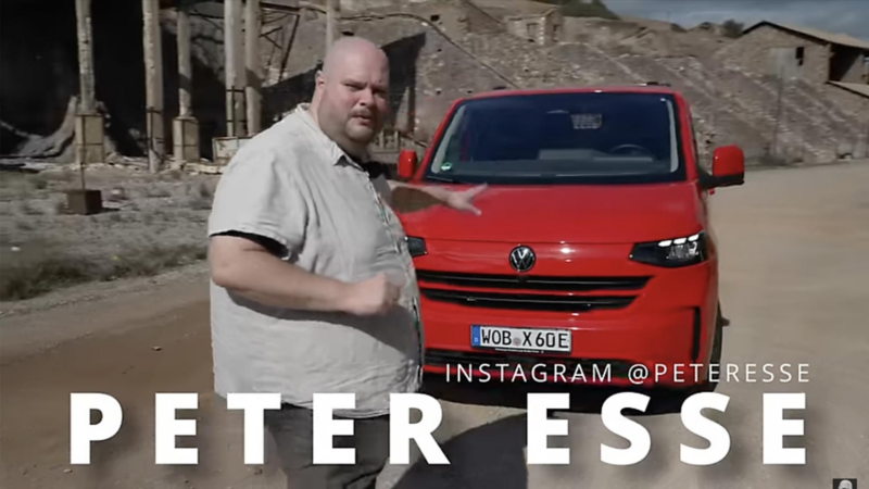 Peter Esse testar nya VW Transporter på Youtube.