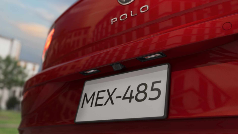 VW Polo 2024. Vista a portaplacas de hatchback de Volkswagen. 