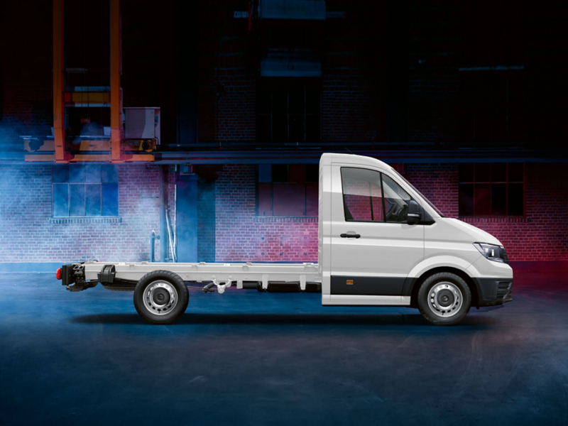 Vista lateral de VW Crafter Chasis Cabina