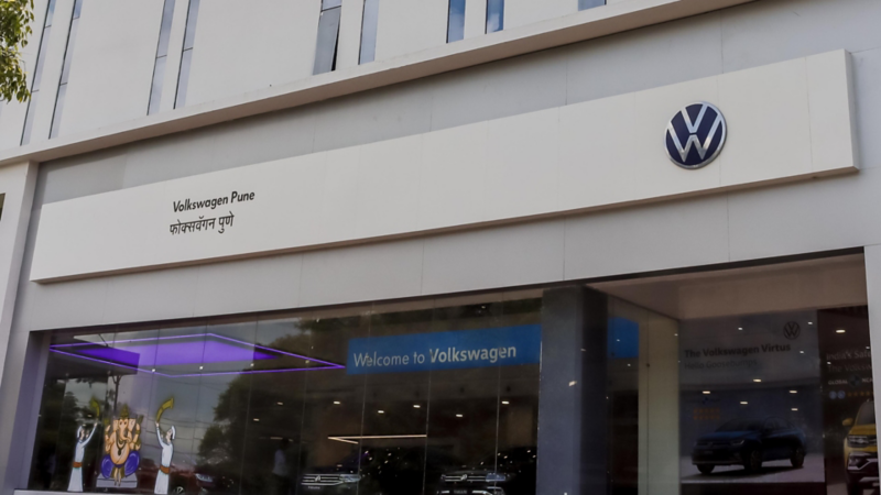 Volkswagen India strengthens its presence in Maharashtra, opens new dealership in Pune