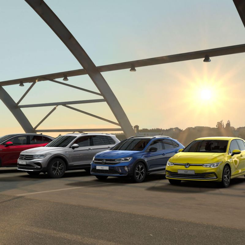 Une partie de la gamme Volkswagen : ID.5, Tiguan, Taigo, Golf et e-up!