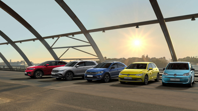 Une partie de la gamme Volkswagen : ID.5, Tiguan, Taigo, Golf et e-up!