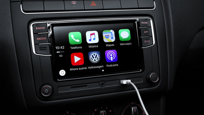 Pantalla de radio con Volkswagen App-Connect en Polo, el auto compacto con mejor conectividad