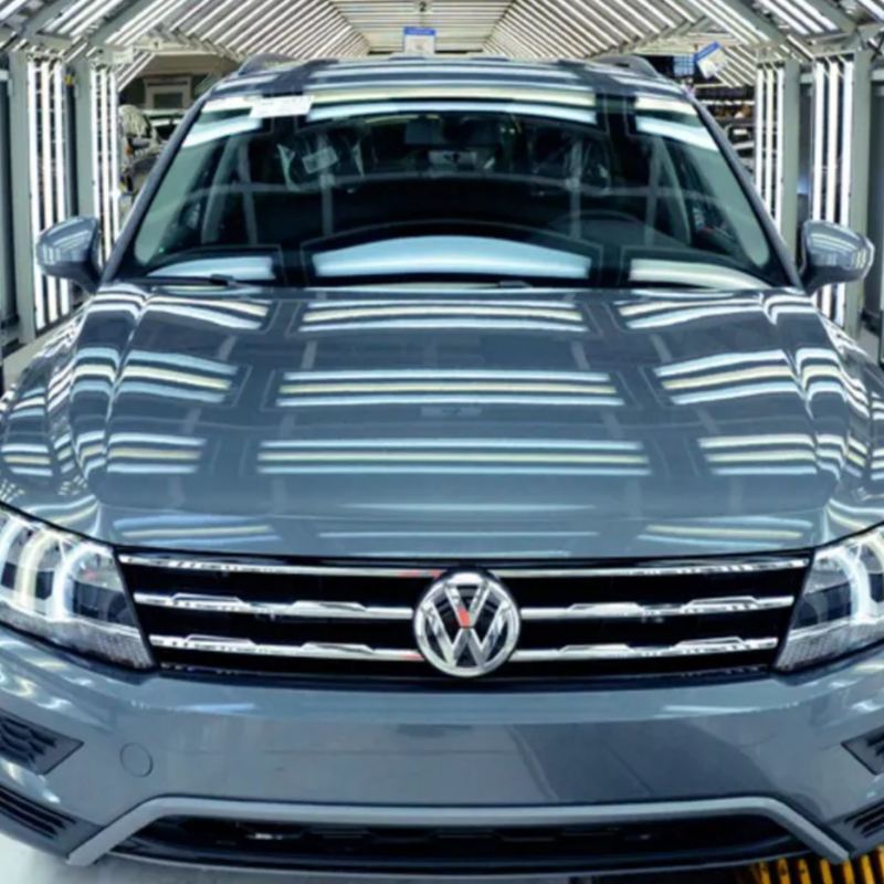Reconocimiento a planta de Volkswagen por su eficiente producción de componentes para modelos de autos 