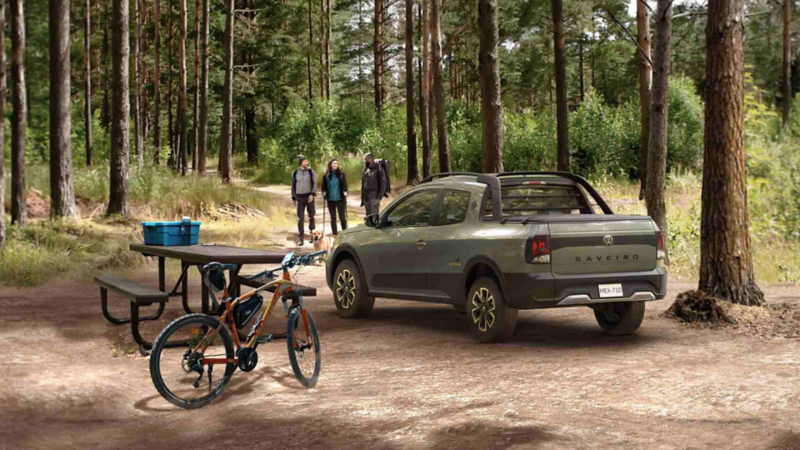 Camioneta pick up doble cabina de Volkswagen en México. Nuevo Saveiro Extreme 2024. 