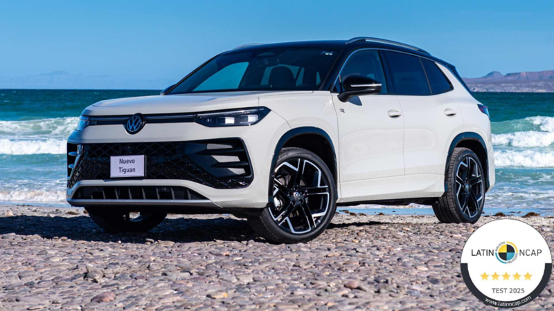 "Camioneta Volkswagen Tiguan 2026 con certificación de seguridad Latin NCAP."