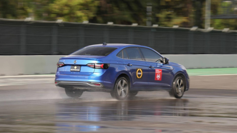 Virtus 2023 de Volkswagen en evento de Stop The Crash, realizado en conjunto con Latin NCAP.