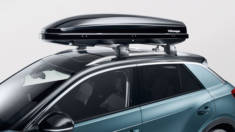 Roof box by Volkswagen Accessories on roof of a VW T-Roc