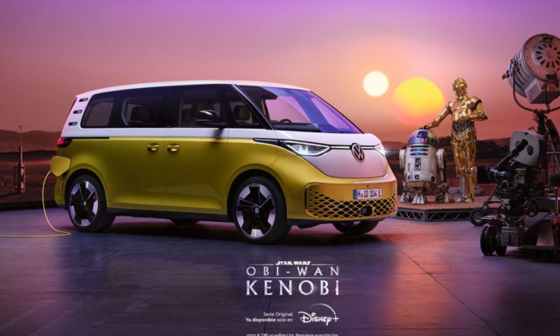 Volkswagen ID. Buzz bicolor en un paisaje con dos soles, androides y el logo de Disney+