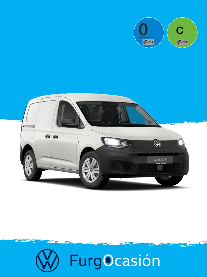 Una Caddy Cargo de ocasión blanca de Volkswagen con el rótulo de Furgocasión sobre un fondo en tonos azules con las etiquetas de la DGT