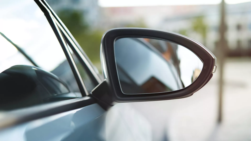 Electric door mirrors