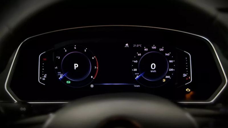 Tiguan 2021 Volkswagen cuenta con tecnología Digital Cockpit, Wireless App-Connect y cargador inalámbrico para smartphone