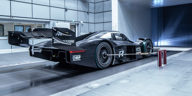 Volkswagen ID.R nella galleria del vento (3/4 posteriore)
