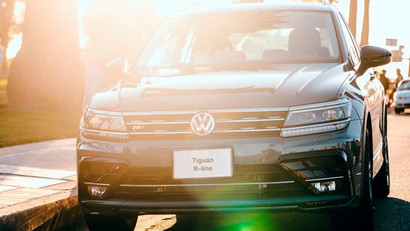 Tiguan R Line con llantas balanceadas en taller de Servicio Volkswagen para mantener equilibrio al conducir
