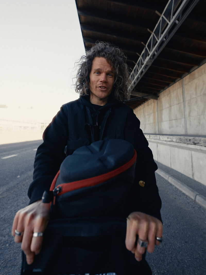 Tim Forsström Jakobsson med bagage