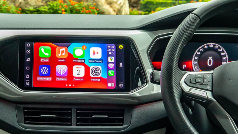 Touchscreen Infotainment