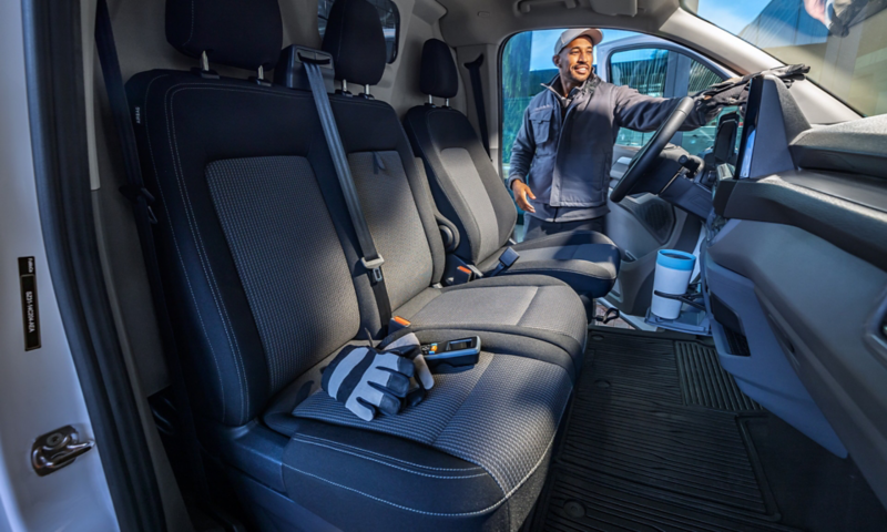 Framsätet i nya VW Transporter Skåp.