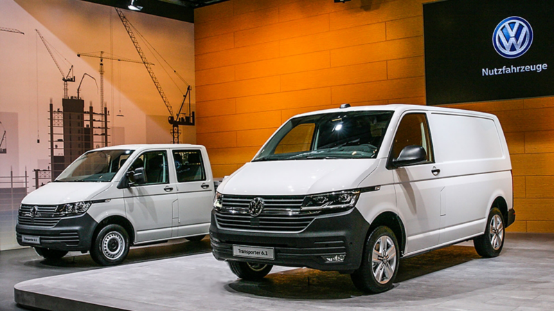 VW T6.1 visas upp på mässa