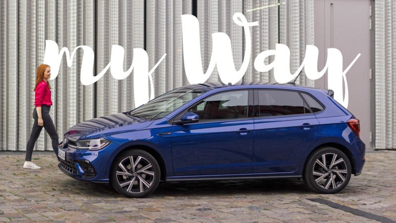 Volkswagen polo de color azul oscuro con el logo My Way