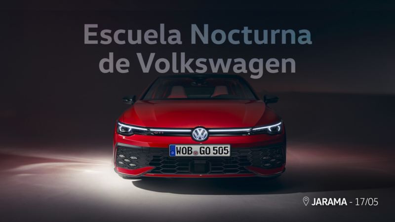 Volkswagen de color rojo escuela nocturna con Volkswagen