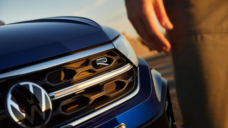 Detalle de la parte frontal de un Volkswagen R
