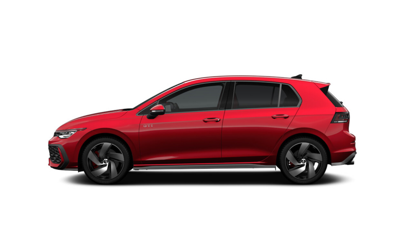 Un Volkswagen Golf GTI de color rojo vista lateral