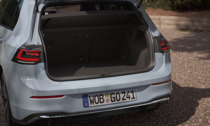 Detalle del maletero de un Volkswagen Taigo