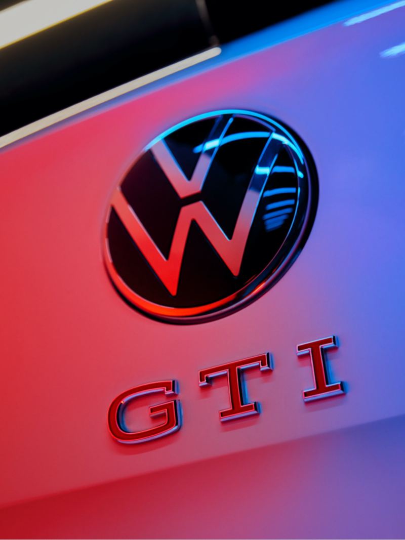 Detalle del emblema GTI en un Nuevo Polo