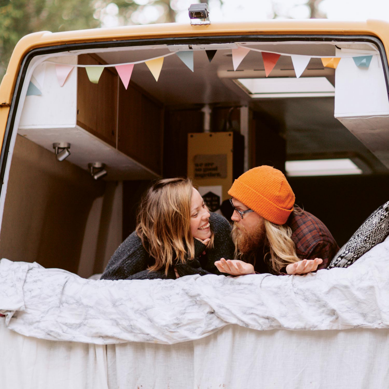 Vanlife Sverige, Isabel och Carl Waite