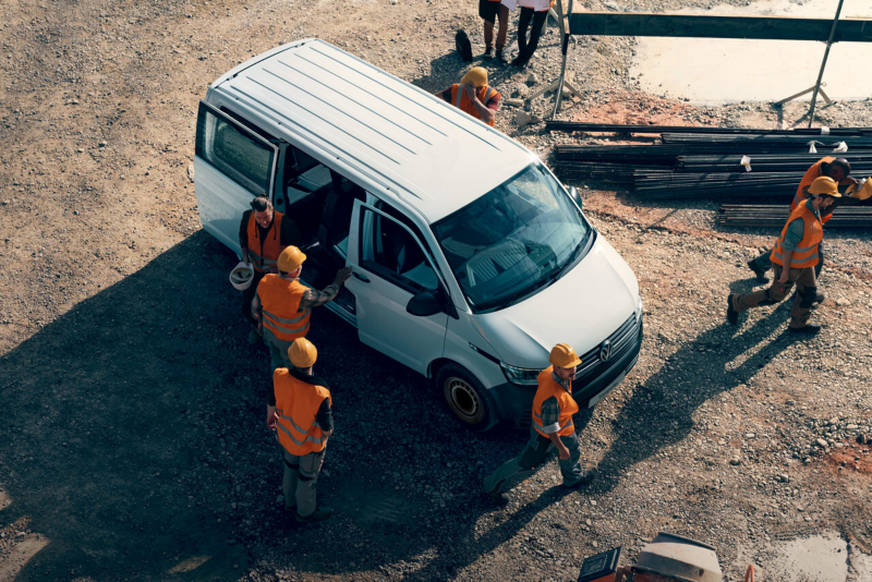 Van para transporte empresarial y de pasajeros con VW Transporter
