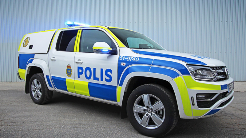 Volkswagen Amarok V6 pickup ombyggd att uppfylla alla lagkrav och komfortkrav för polisens hundar
