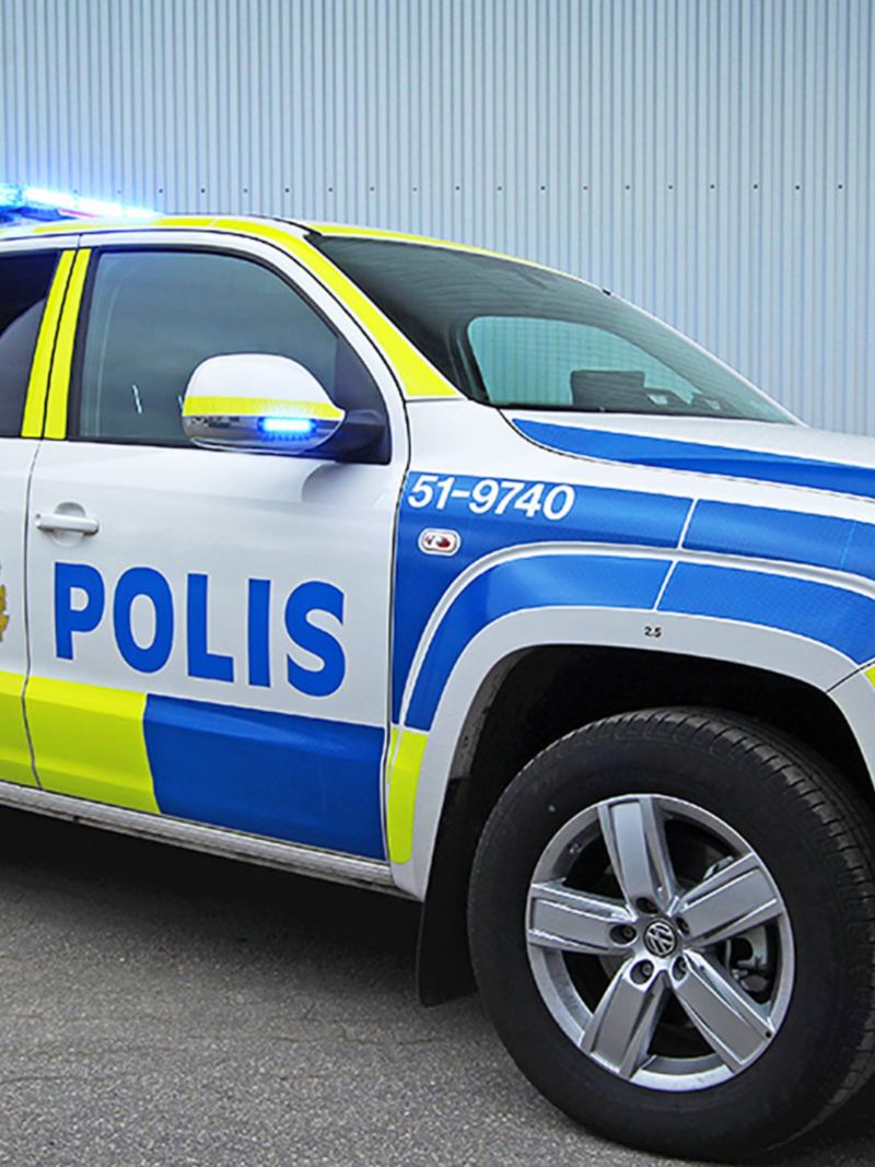 Volkswagen Amarok V6 pickup ombyggd att uppfylla alla lagkrav och komfortkrav för polisens hundar