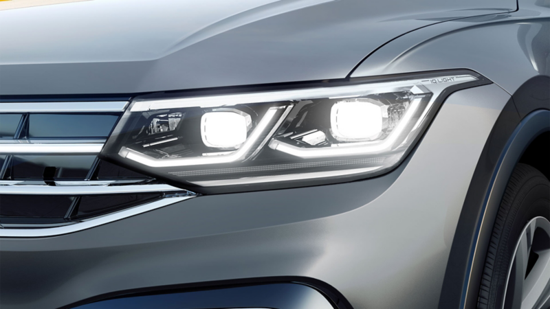 Imagen del fato lateral izquierdo del nuevo Tiguan, camioneta SUV familiar de Volkswagen.