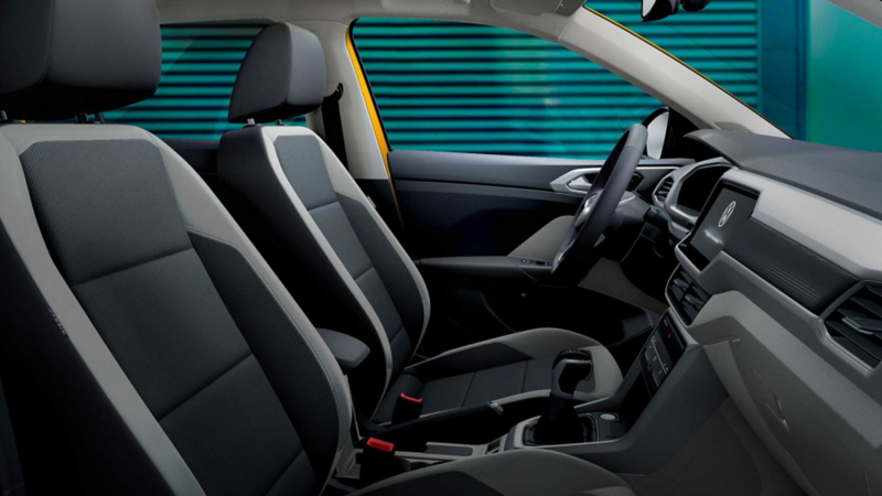 Nuevo T Cross de Volkswagen - asientos de piloto y copiloto.