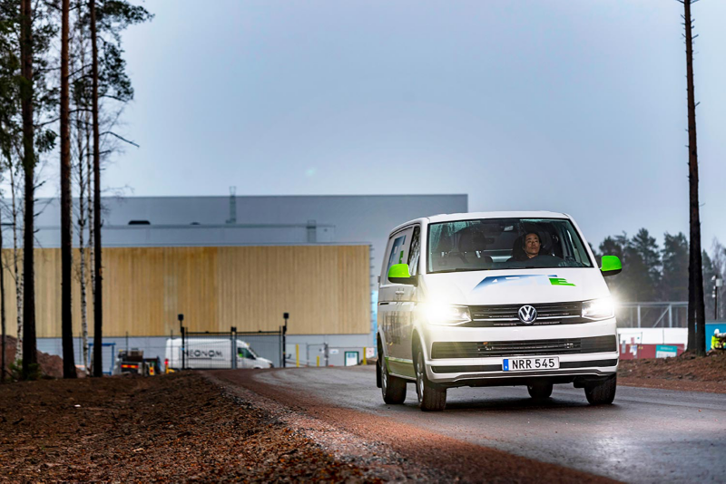Volkswagen transportbilar ABT e-Transporter framifrån