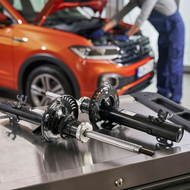 Amortiguadores para autos de Volkswagen. Servicio de refacciones originales y ajuste en talleres oficiales VW.
