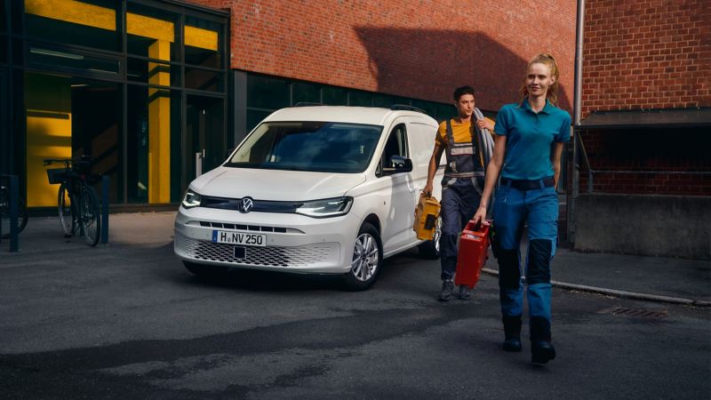 Der neue Volkswagen Caddy Cargo als Einsatzfahrzeug für Handwerker.
