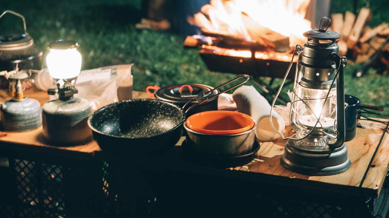 Lamps and camping utensils.