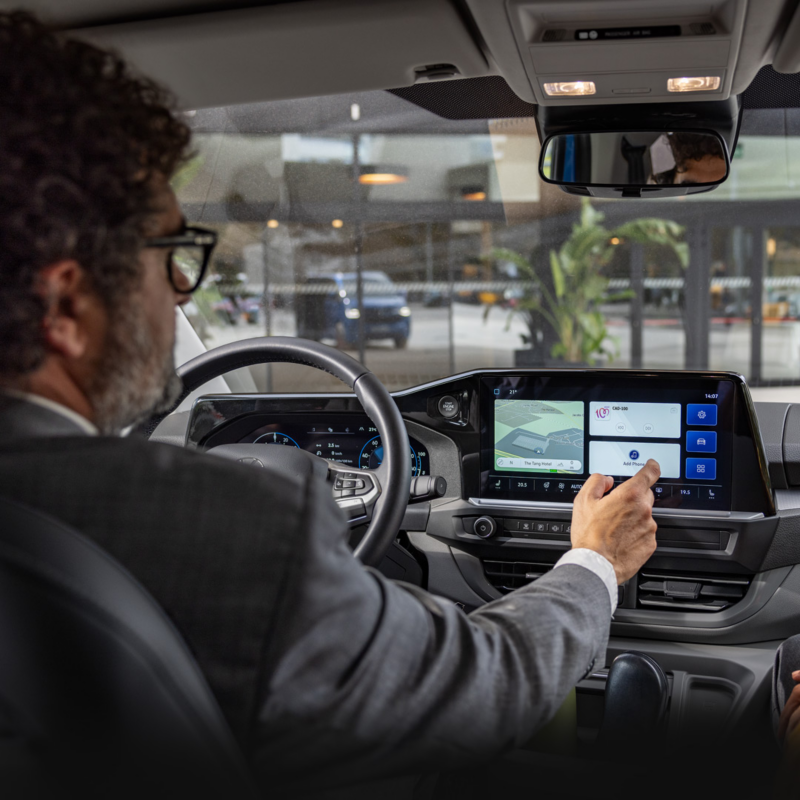 Pantalla táctil del sistema de info entretenimiento del nuevo VW Caravelle