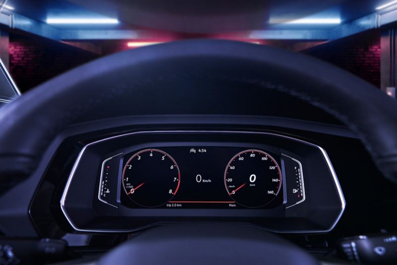 Tablero de Nuevo Jetta GLI 2022. Volkswagen Digital Cockpit con vista a velocímetro y tacómetro.