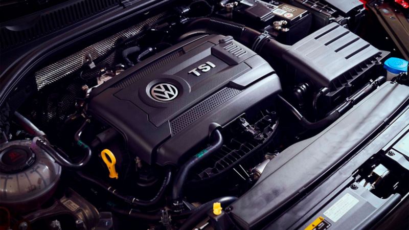 Imagen del motor TSI de Jetta 2022 de Volkswagen, con 150 Hp y torque de 250Nm.