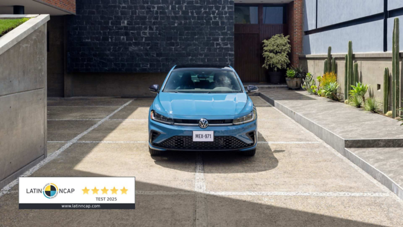 Autos más seguros en México. Jetta 2026 con 5 estrellas en seguridad. Evaluación de Latin NCAP.