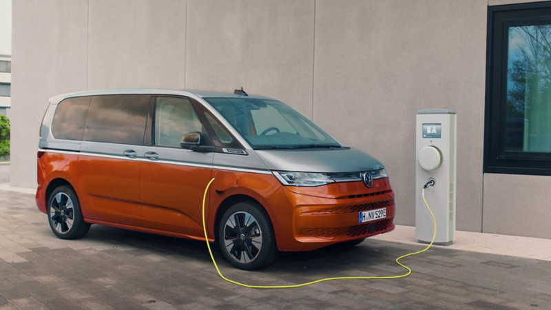 Nya VW Multivan T7 finns som laddhybrid.