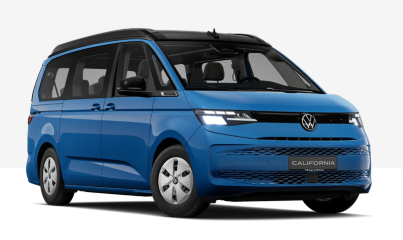 VW California Beach bleu, vue de face et de profil sur fond neutre.