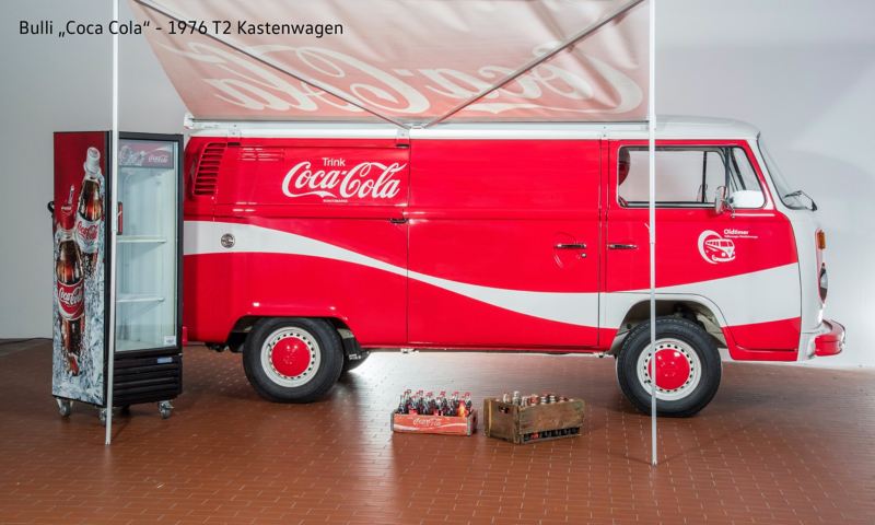 Coca Cola - 1977 T2 Kastenwagen von der Seite.