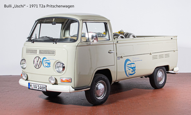 Uschi - 1971 T2a Pritschenwagen von der Seite.